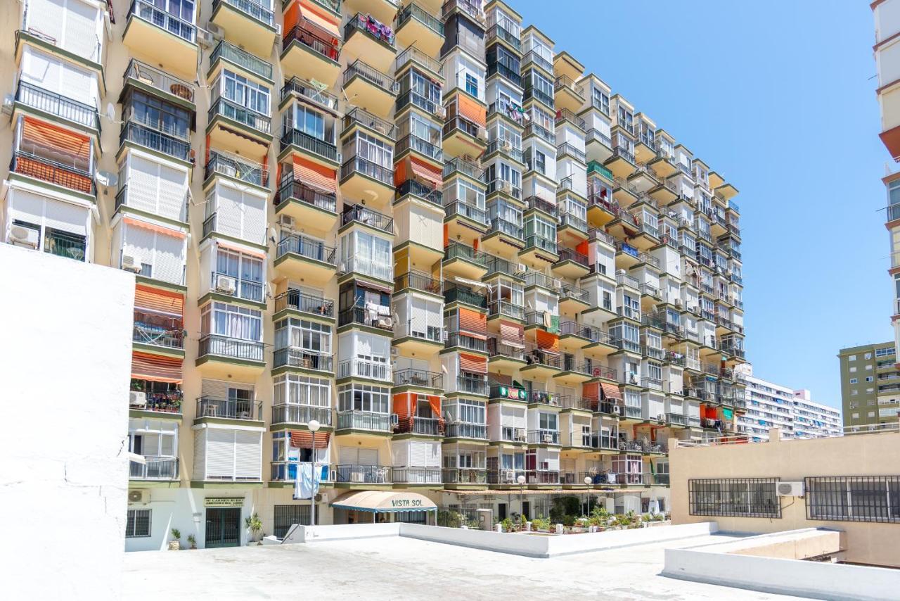 Confortable Estudio Con Terraza, Vistas A La Montaña, Mar Y Mas Torremolinos