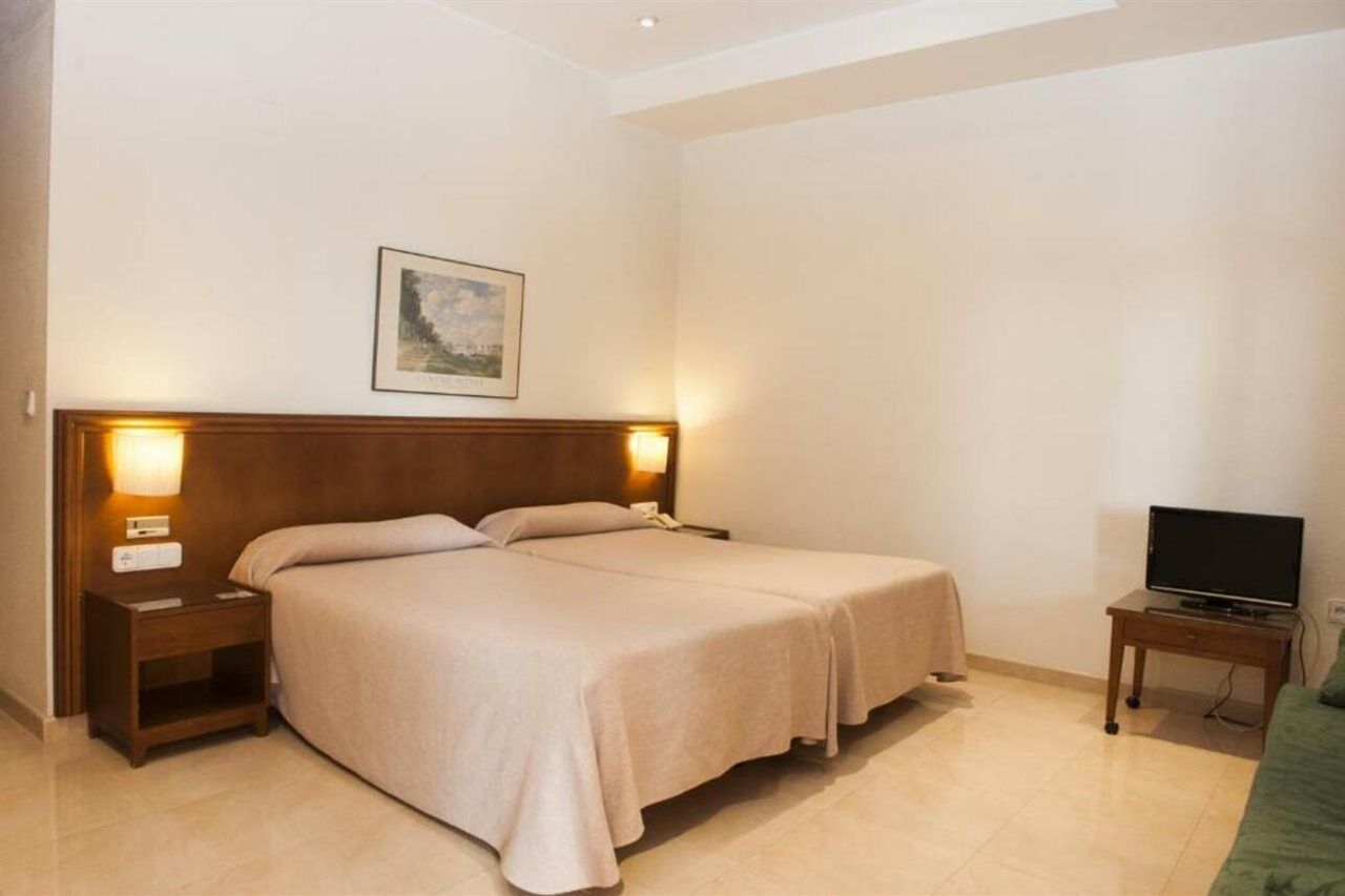 Lloyds Club 3* Torrevieja