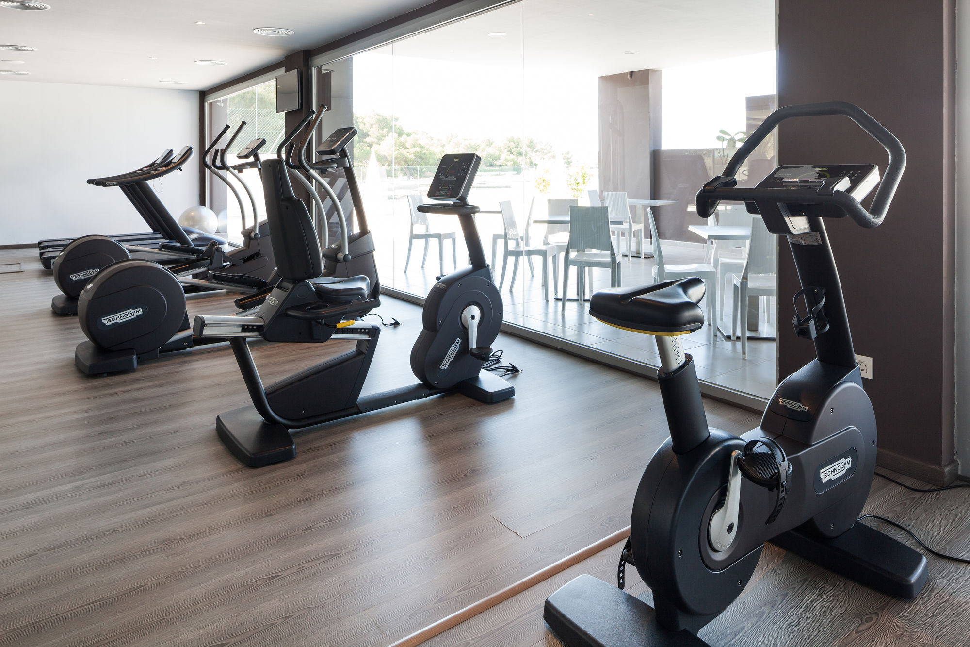 Apartahotel Axel Ibiza - Adults Only 4*