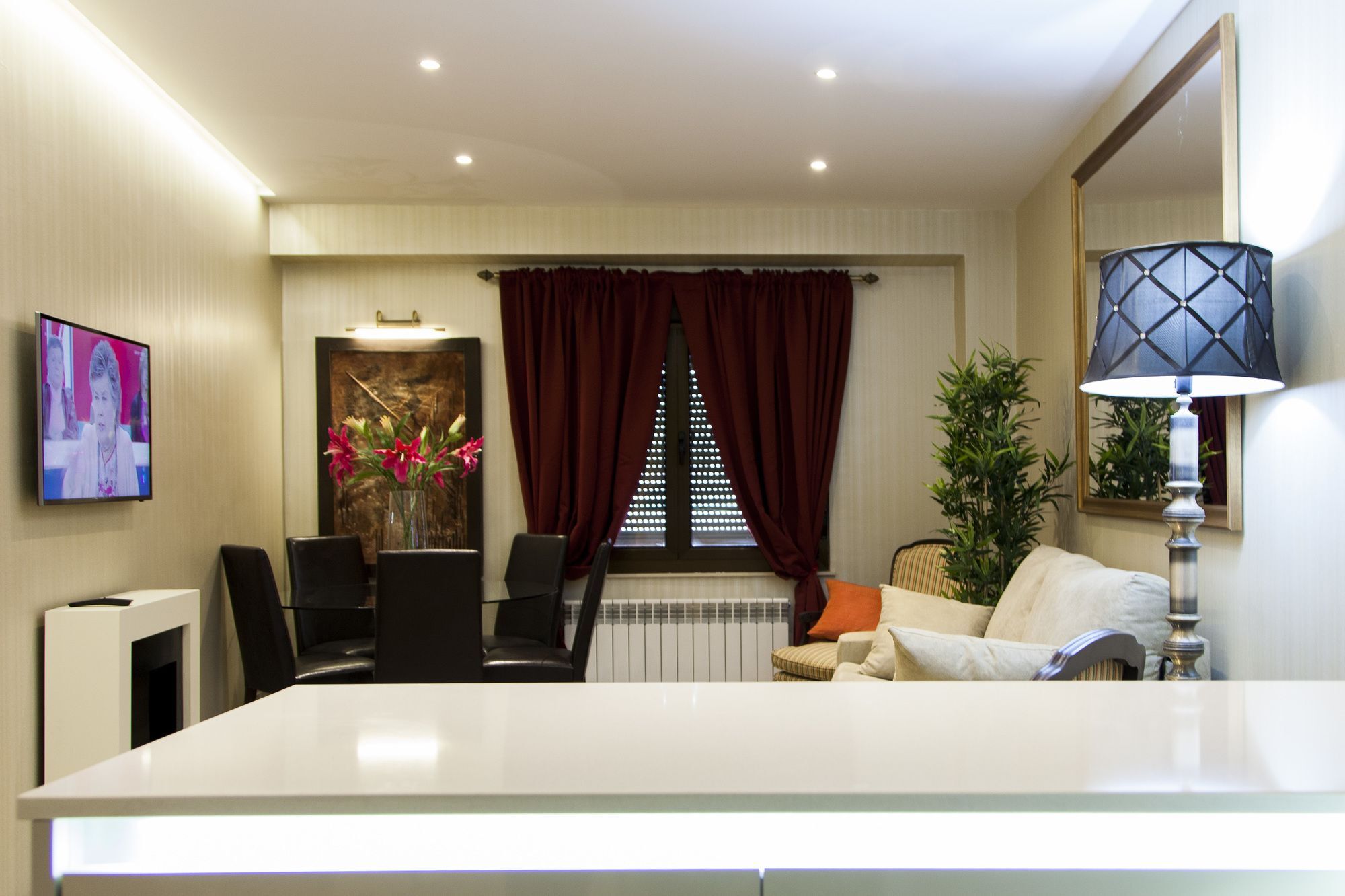 Puerta Zamora, Centro, Wifi Con Salon Y 2 Dormitorios, Parking Apartment *