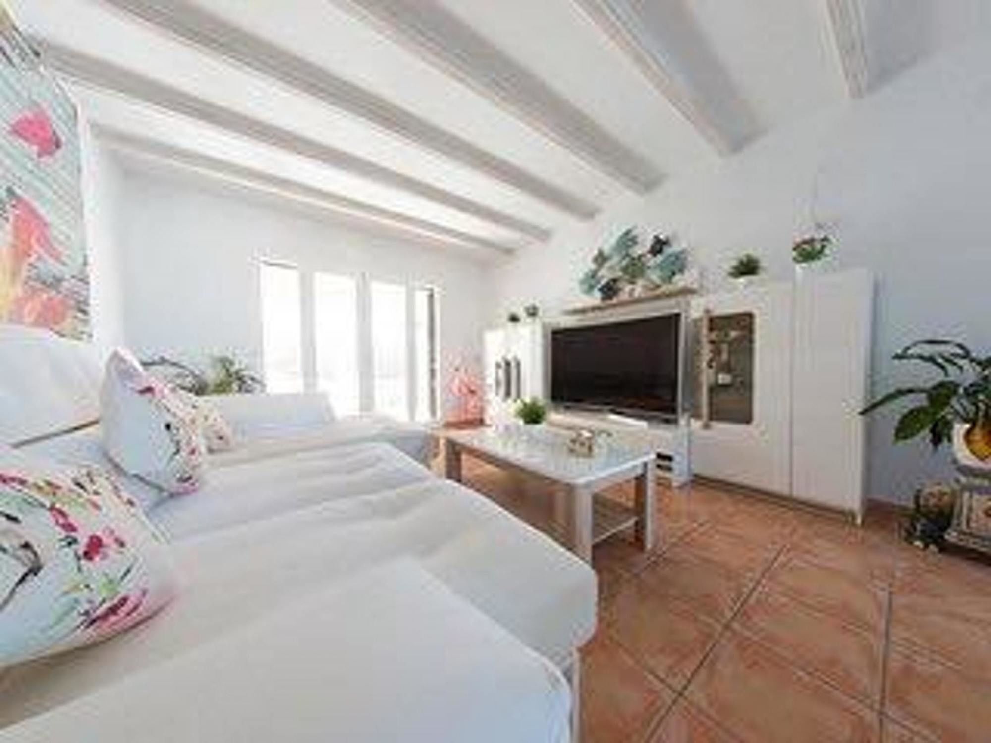 With 3 Bedrooms In Romantica, With Wonderful Mountain View, Priv Cala Romàntica