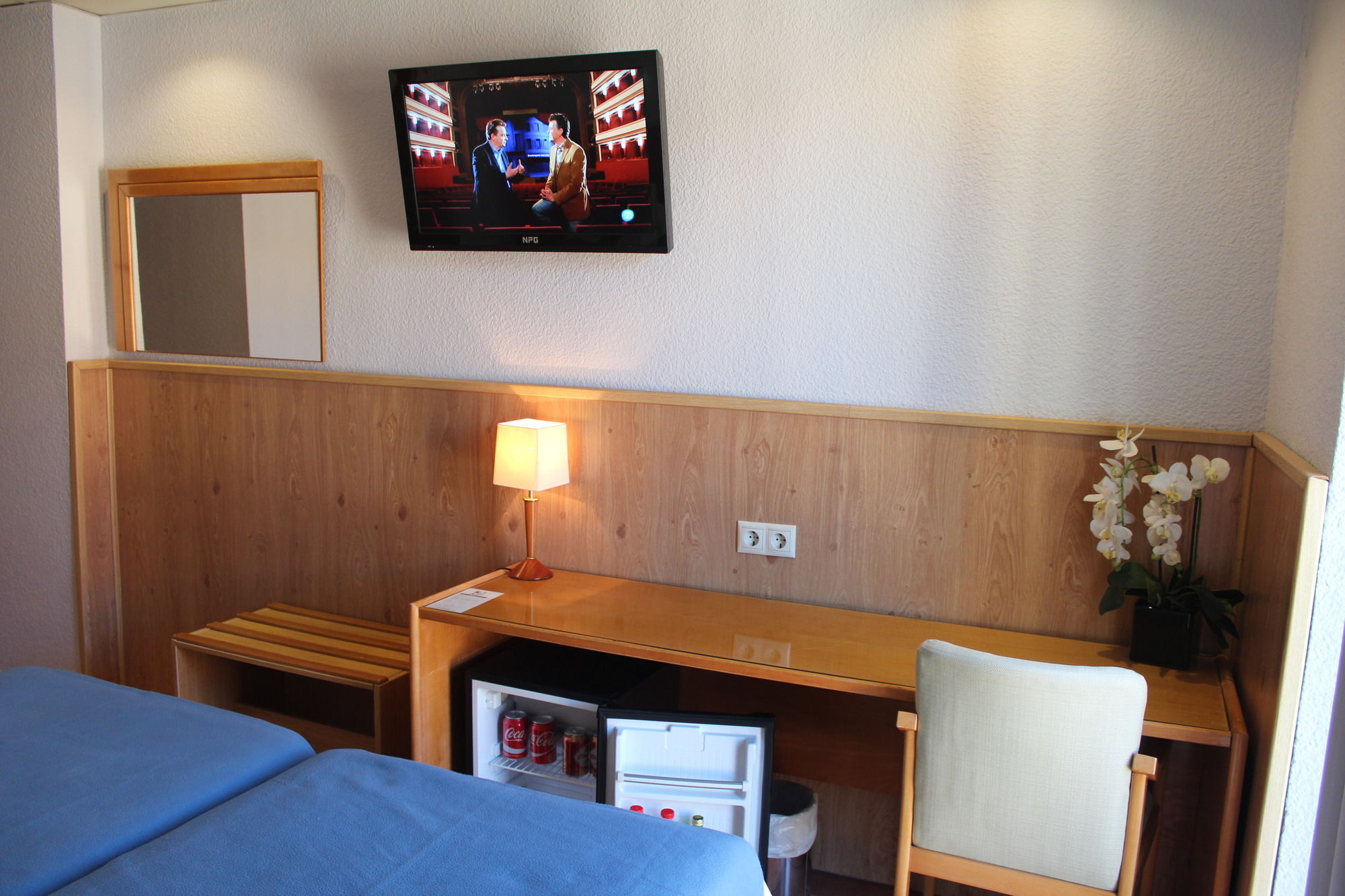 Mendez Nuñez Hotel