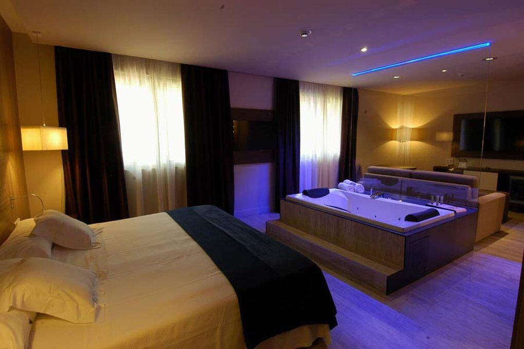 Felix Hotel 4*