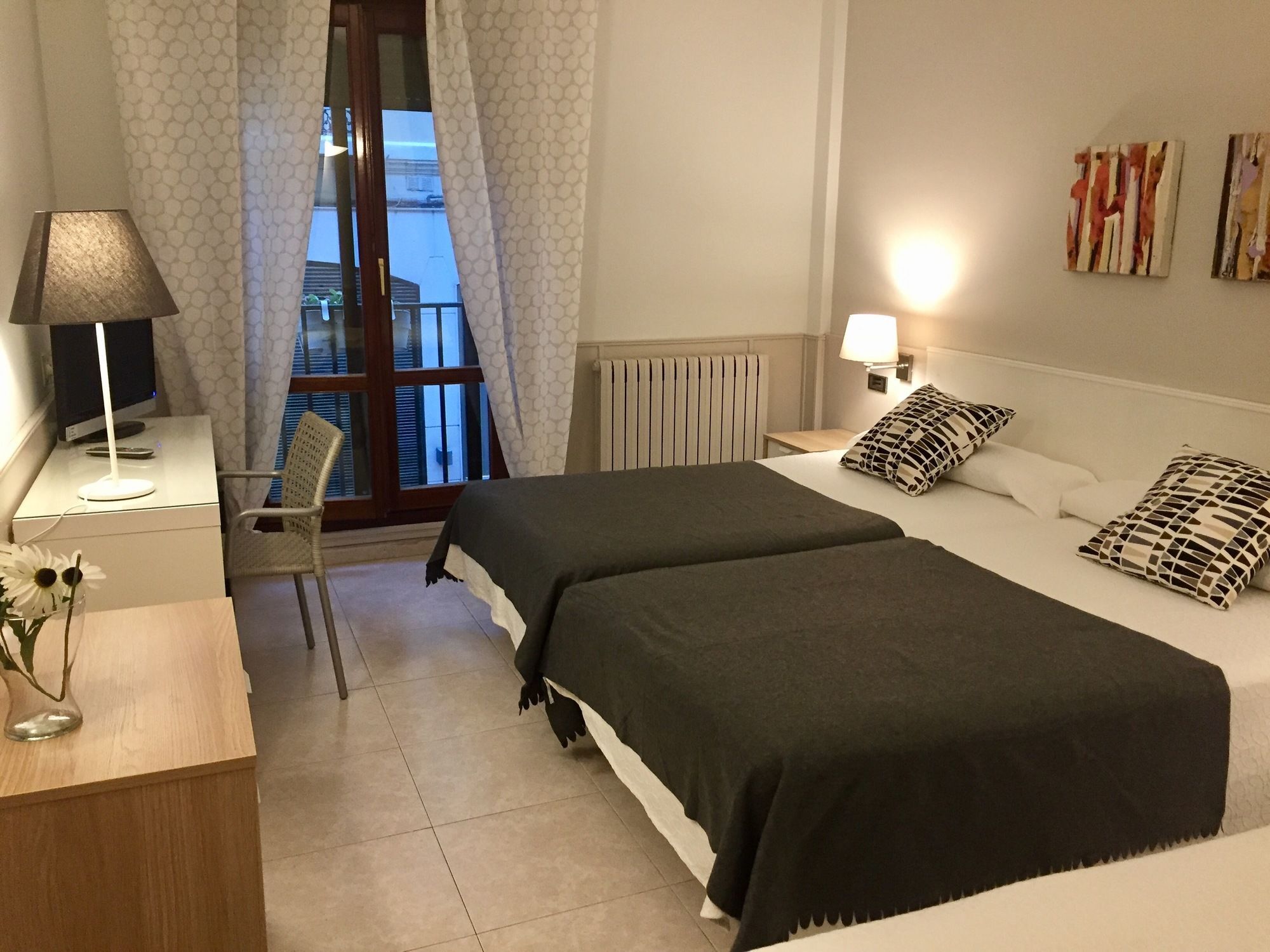 Hotel Hotel Rio Arga 2*
