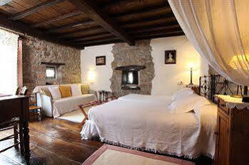 Casona D'alevia Hotel 3*