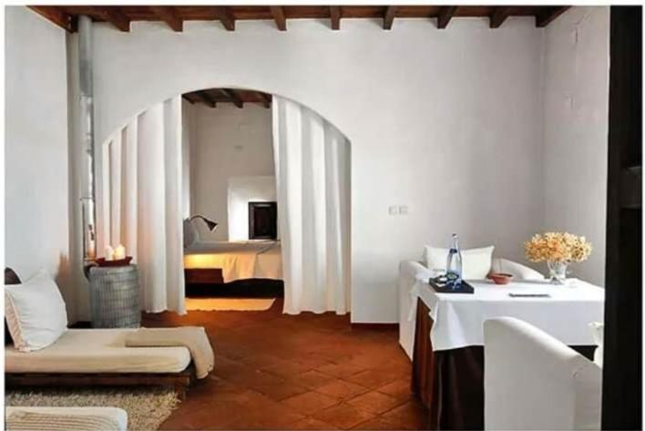 Hotel Hospederia Convento De La Parra, 06176 (adults Only)