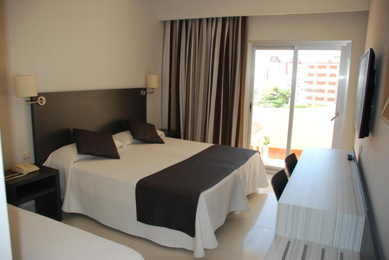 Hotel Robles