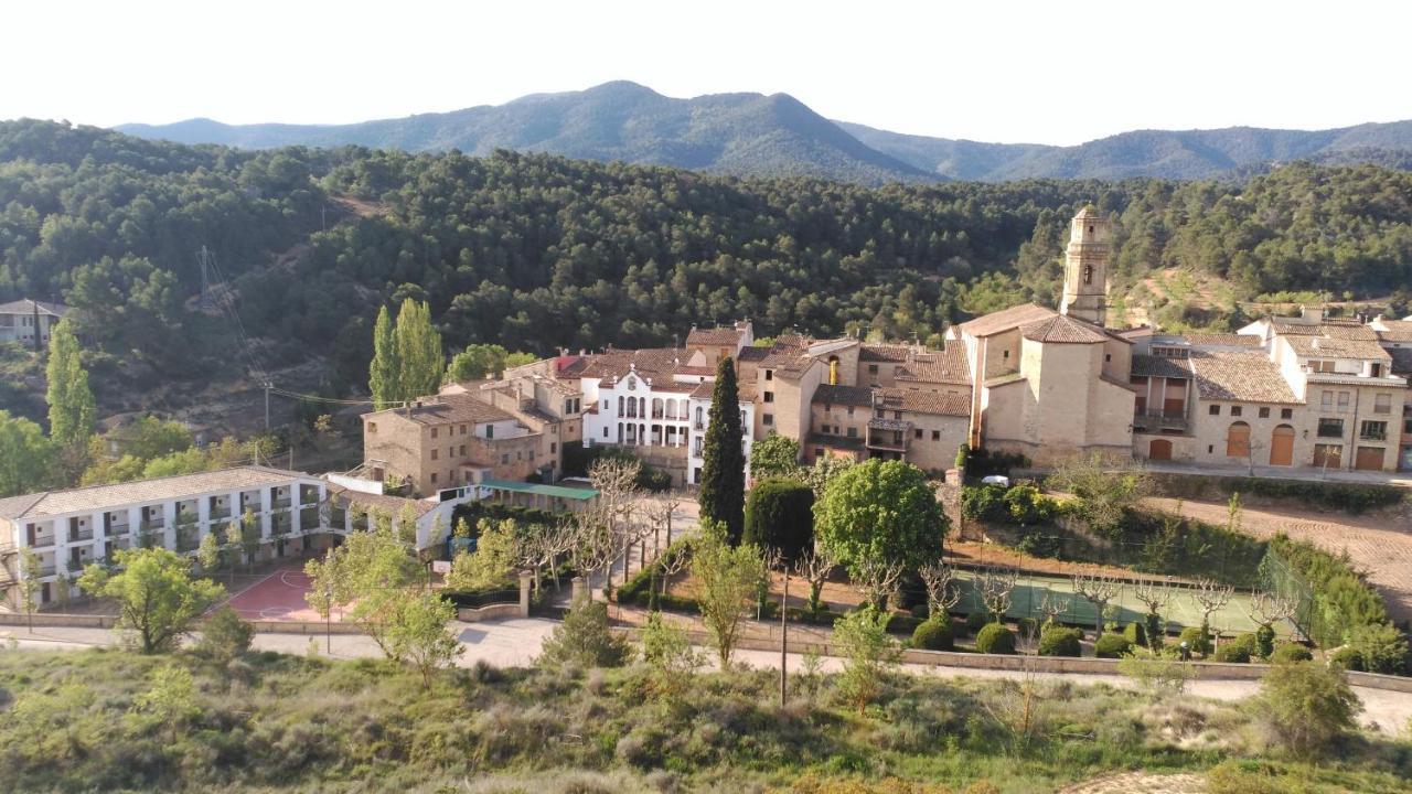 Finca Vallclara Hostel