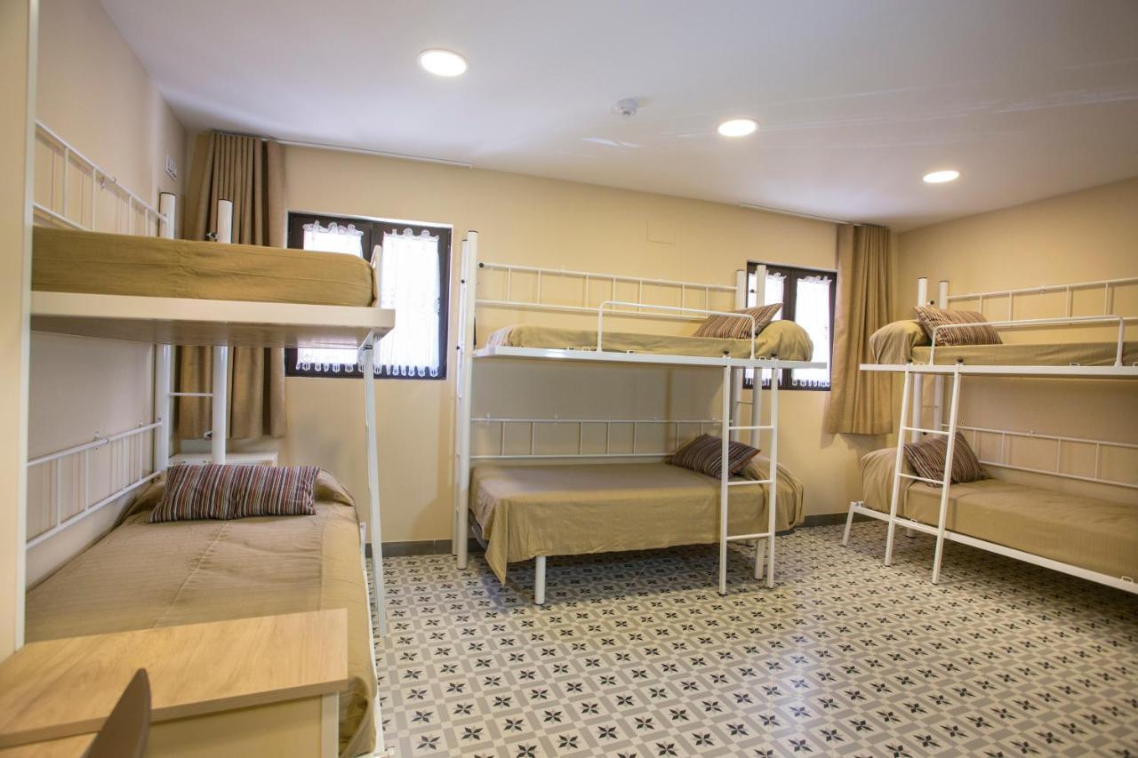 Hostel Finca Vallclara