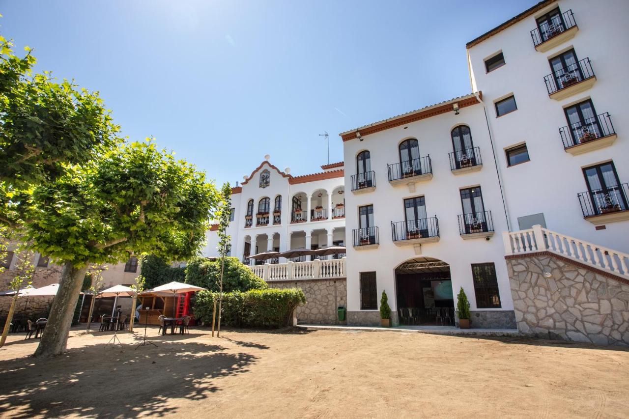 Finca Vallclara Hostel Vallclara