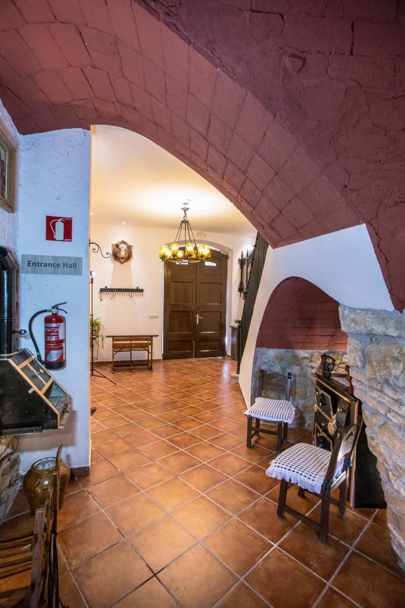 Finca Vallclara Hostel *