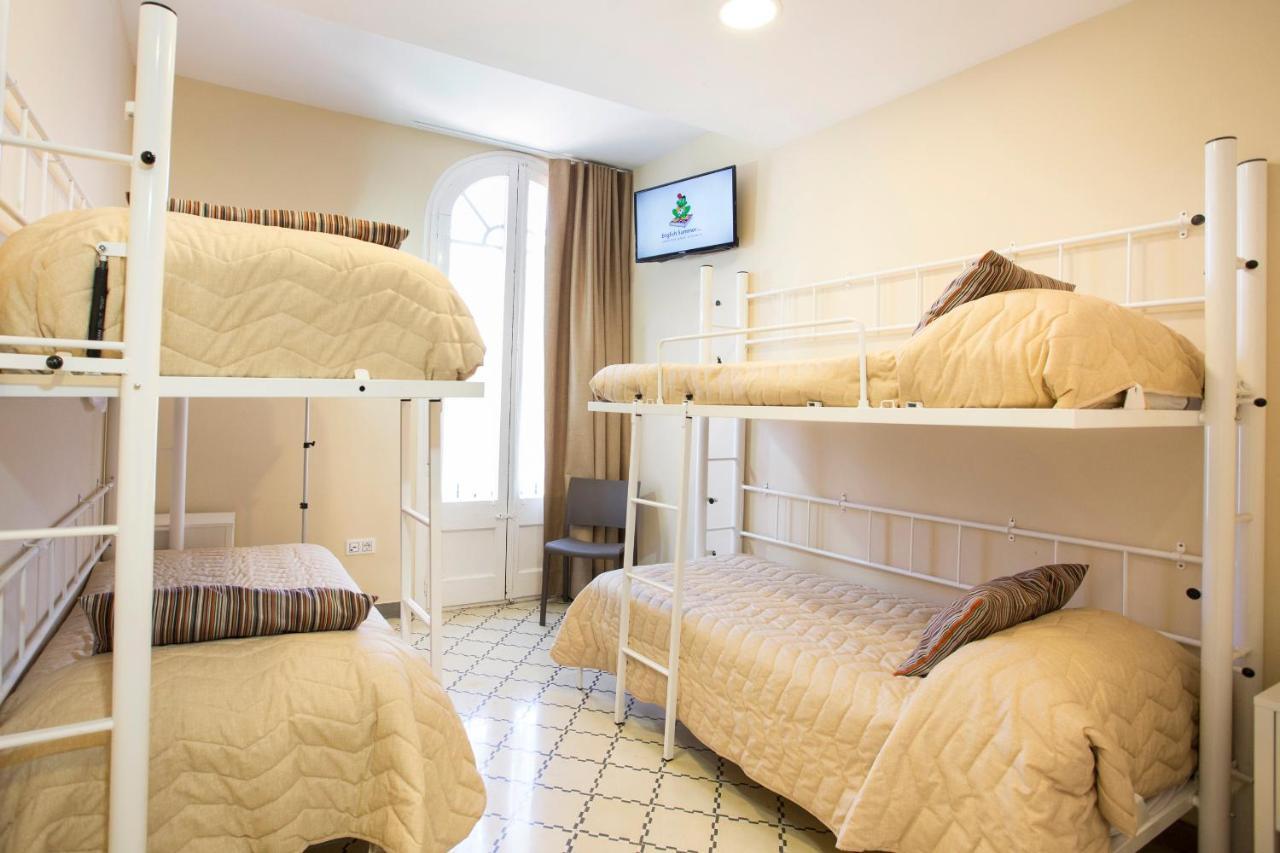 Finca Vallclara Hostel *