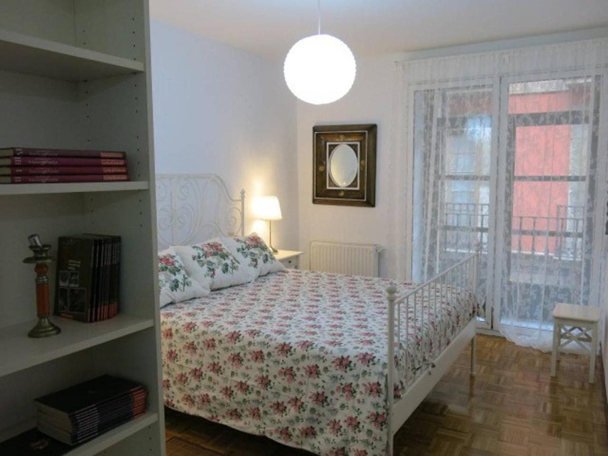Preciosa Vivienda. Centro De Oviedo. Vut-922 As