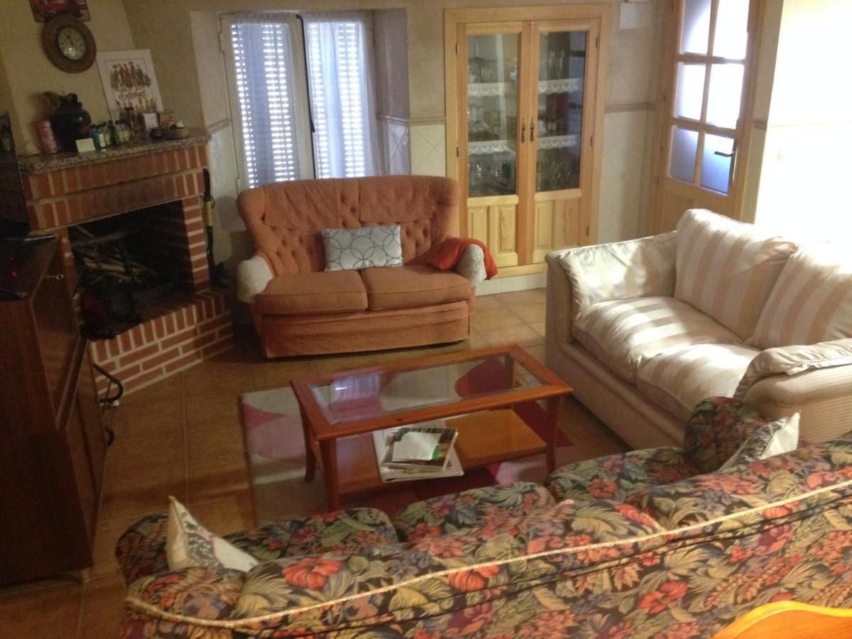 Apartamento Rural La Muralla De Pedraza * Chavida