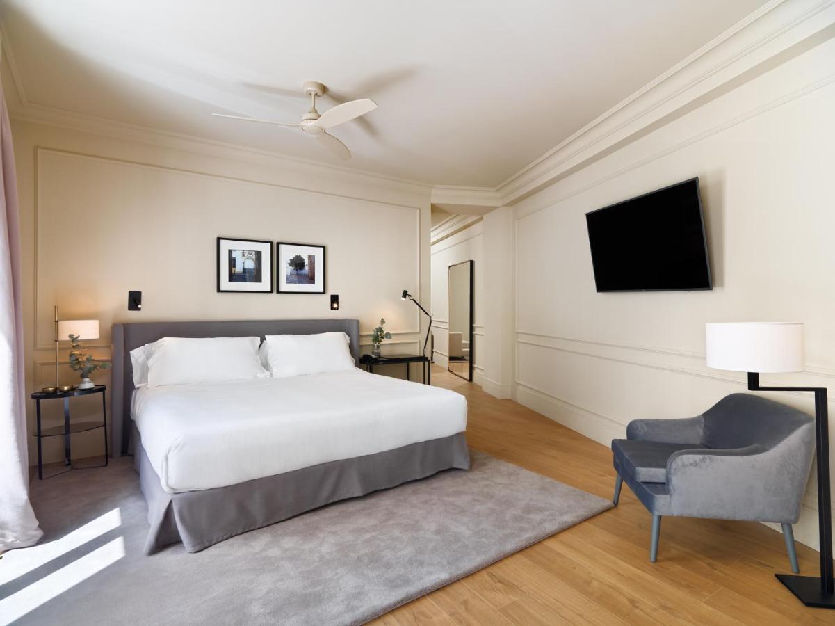 H10 Palacio Colomera Hotel 4*