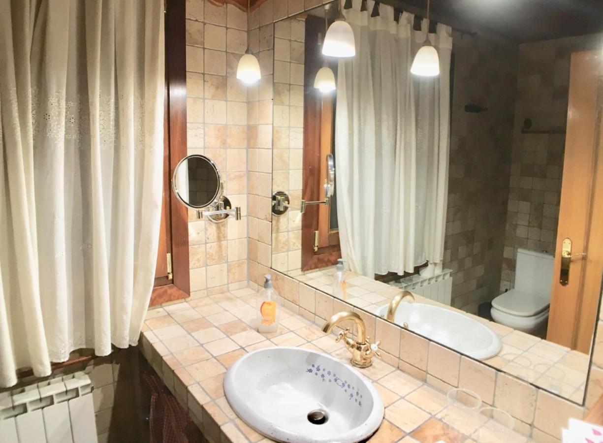 Boi Romanic Hostal *