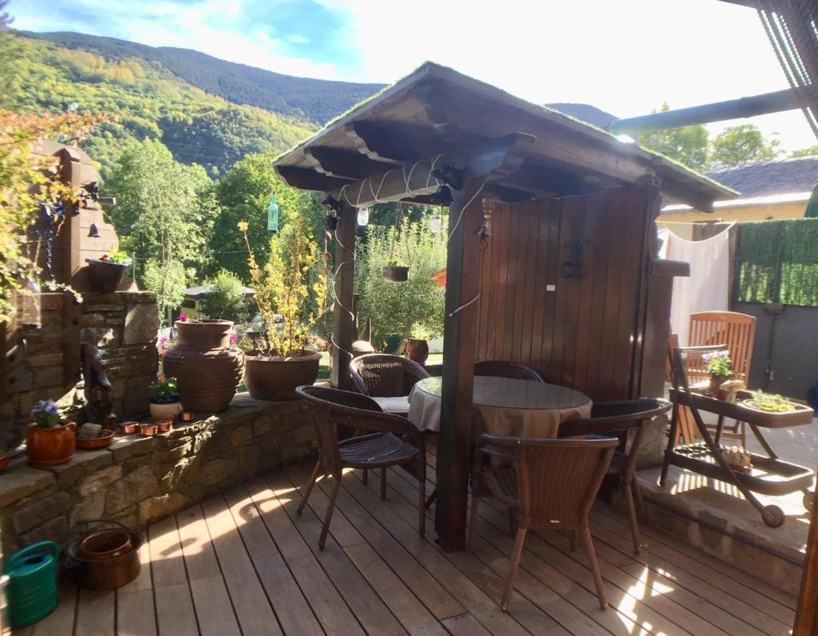 Boi Romanic Hostal Barruera