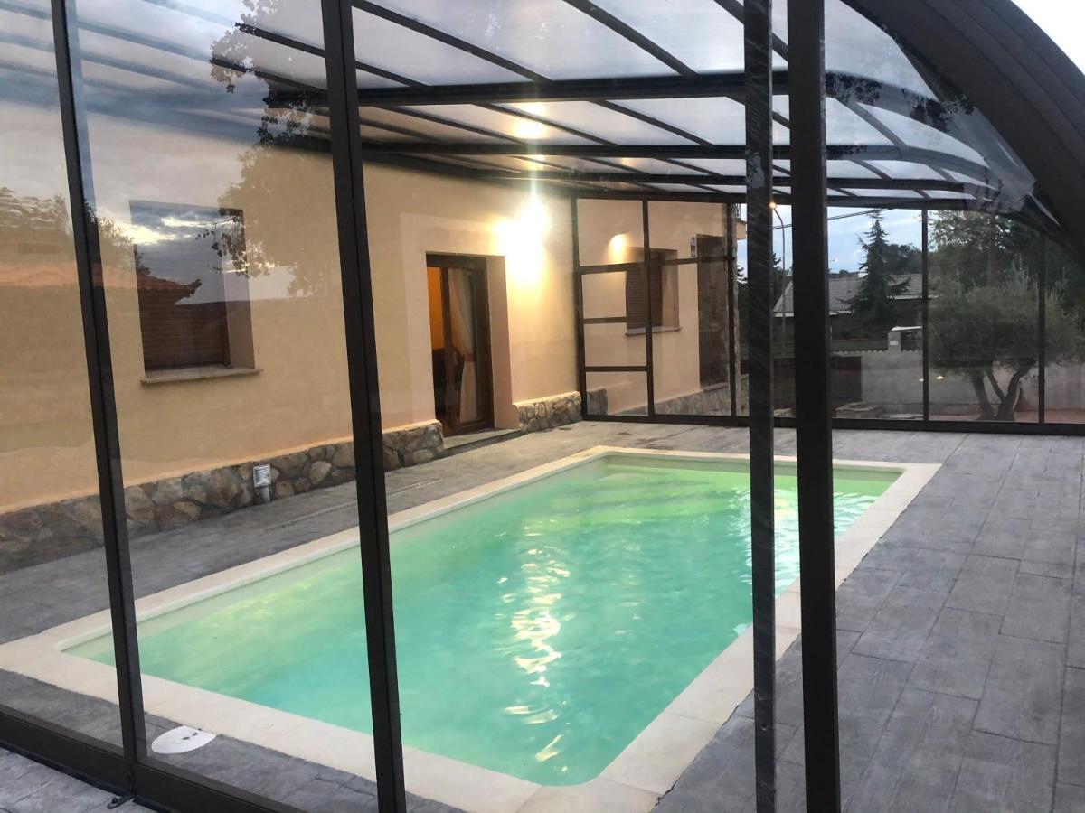 Encinas Piscina Climatizada Villa Ituero y Lama