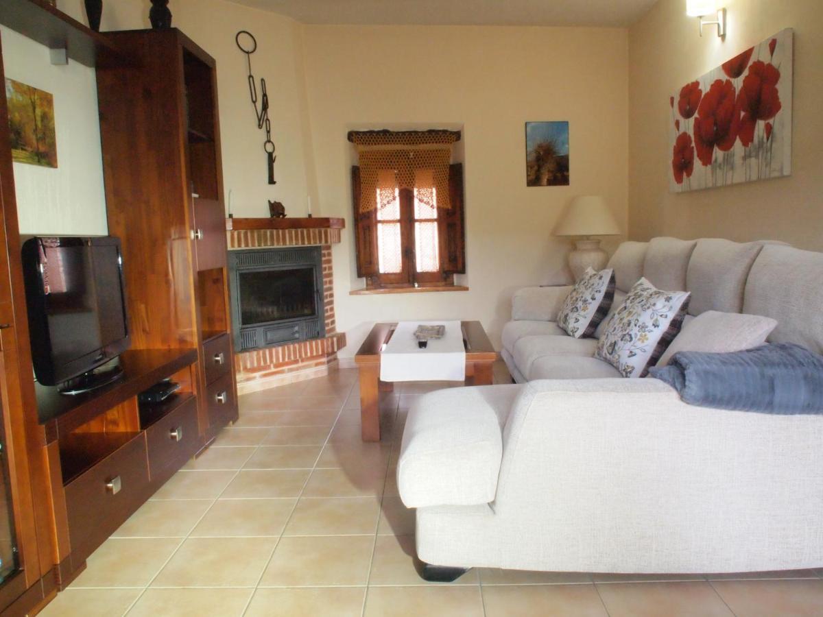 La Casa De Azas *