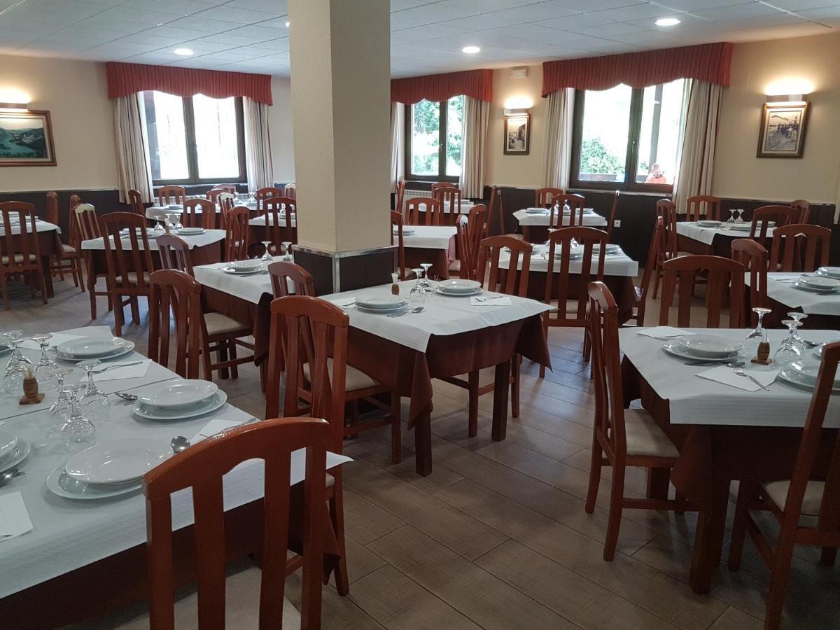 Complejo O Piñeiral 3* A Fonsagrada