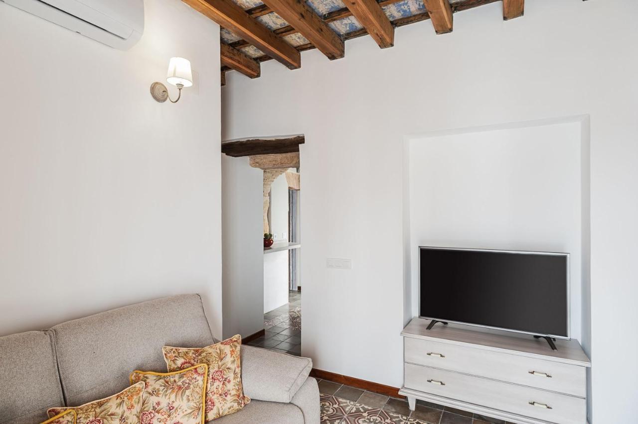 Apartamento Casa De Los Abuelos 18 *