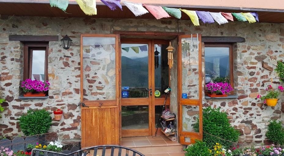 La Trucha Del Arco Iris Bed and breakfast *