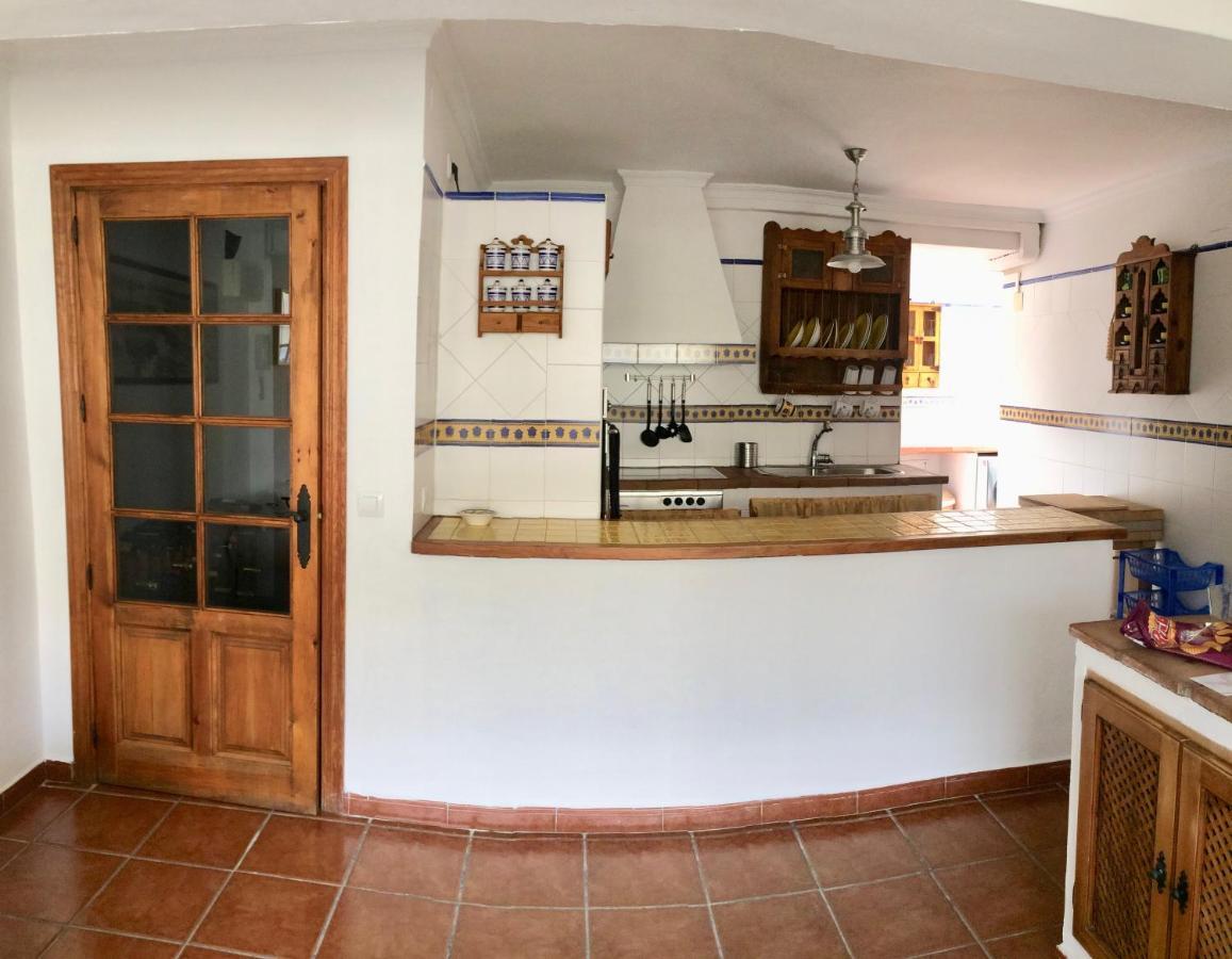 Piso En San Roque, Centro Neurálgico Del Campo De Gibraltar Apartamento *