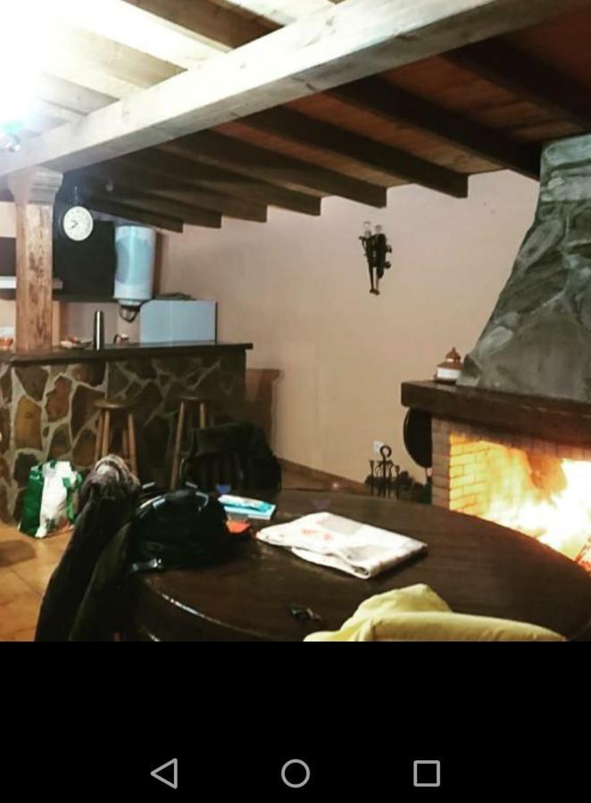 Casa Penelas Holiday home Petin
