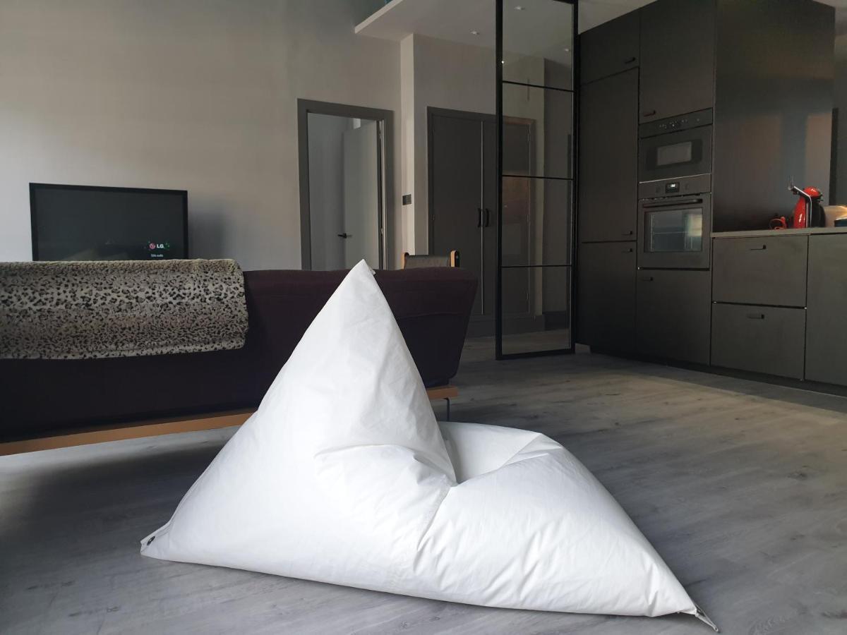 Apartment La Fantastica Coruna Loft , A 50m De Maria Pita Y Del Puerto *