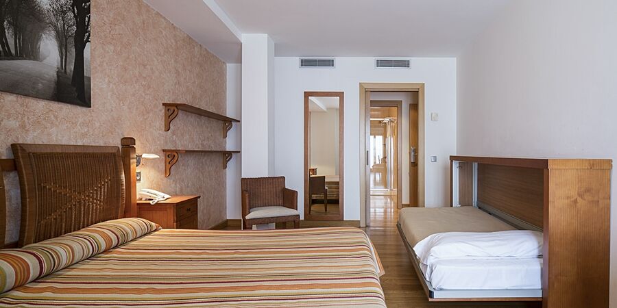 Casa Azcona Hotel 3*