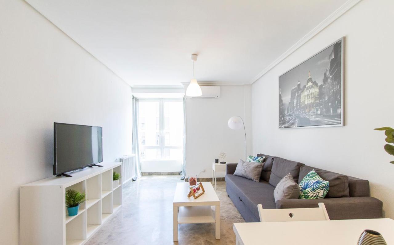 Piso Confortable Y Muy Luminoso Con Parking Madrid
