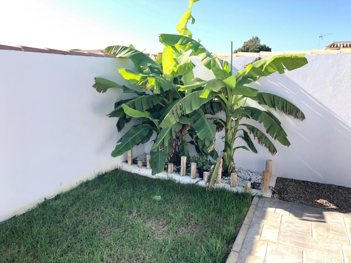 La Palapa, Chalet Con Piscina Privada Y Muy Cerca Del Mar * Chiclana de la Frontera