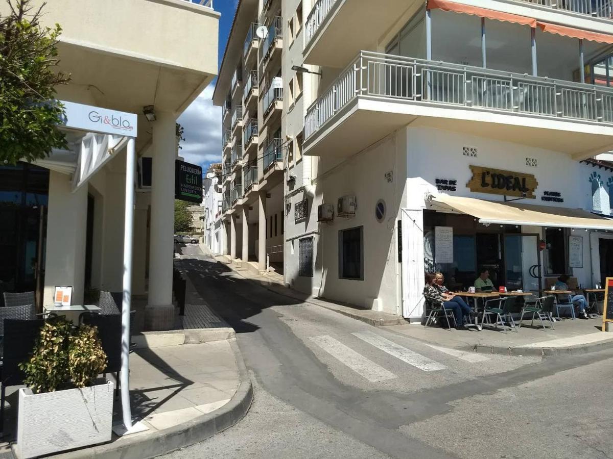 50 Meters To Beach! Ac - Wifi -near Center *