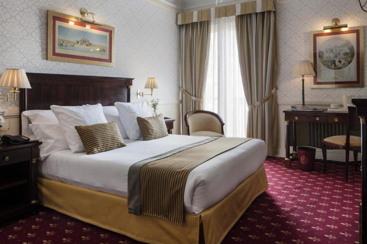 Emperador Hotel 4*