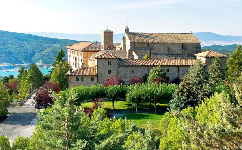 Pilare, A Puertas Del Pirineo Navarro * Lumbier