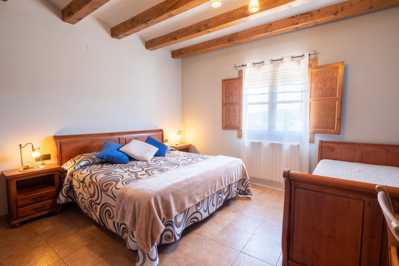 Cal Ros Bed & Breakfast