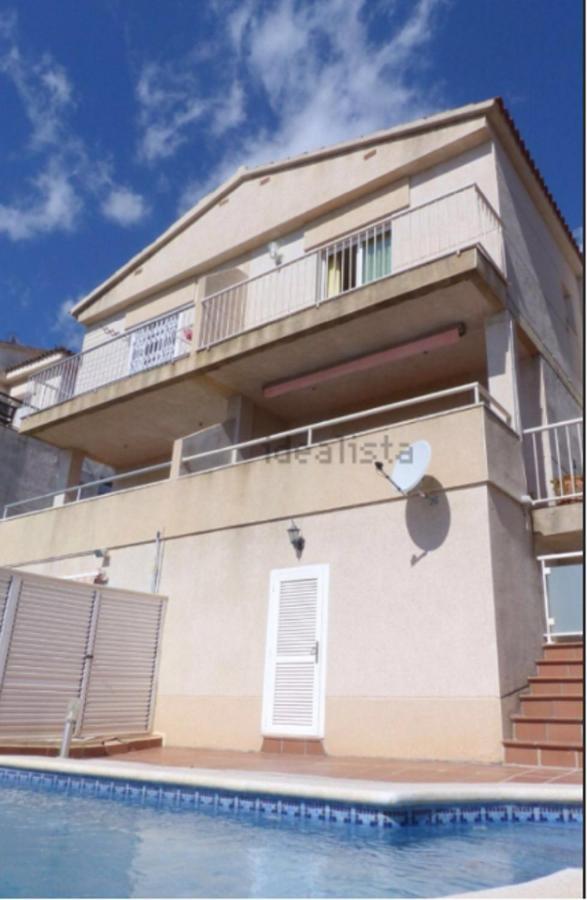 House. Casa Con Piscina Privada Сasa de vacaciones Calafell
