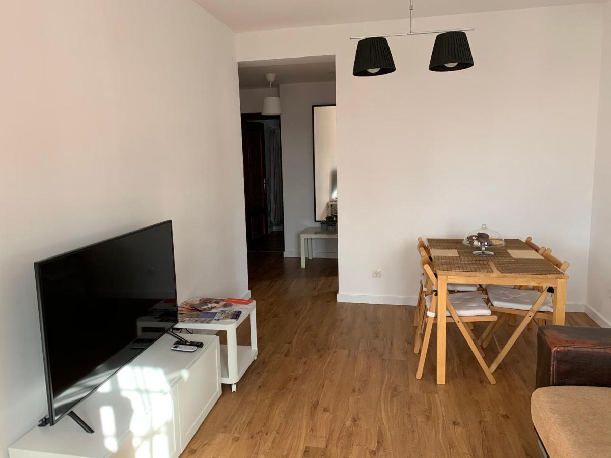 Bonito Chalet En La Cala Con Gran Jardín Privado Сasa de vacaciones *