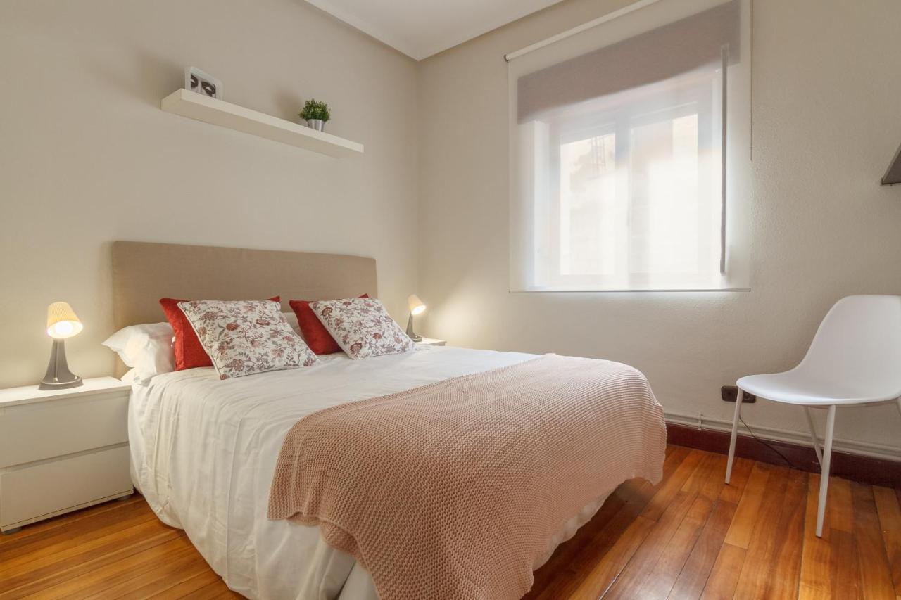 Habitación en casa particular Luminoso Con Vistas A La Ría De Bilbao