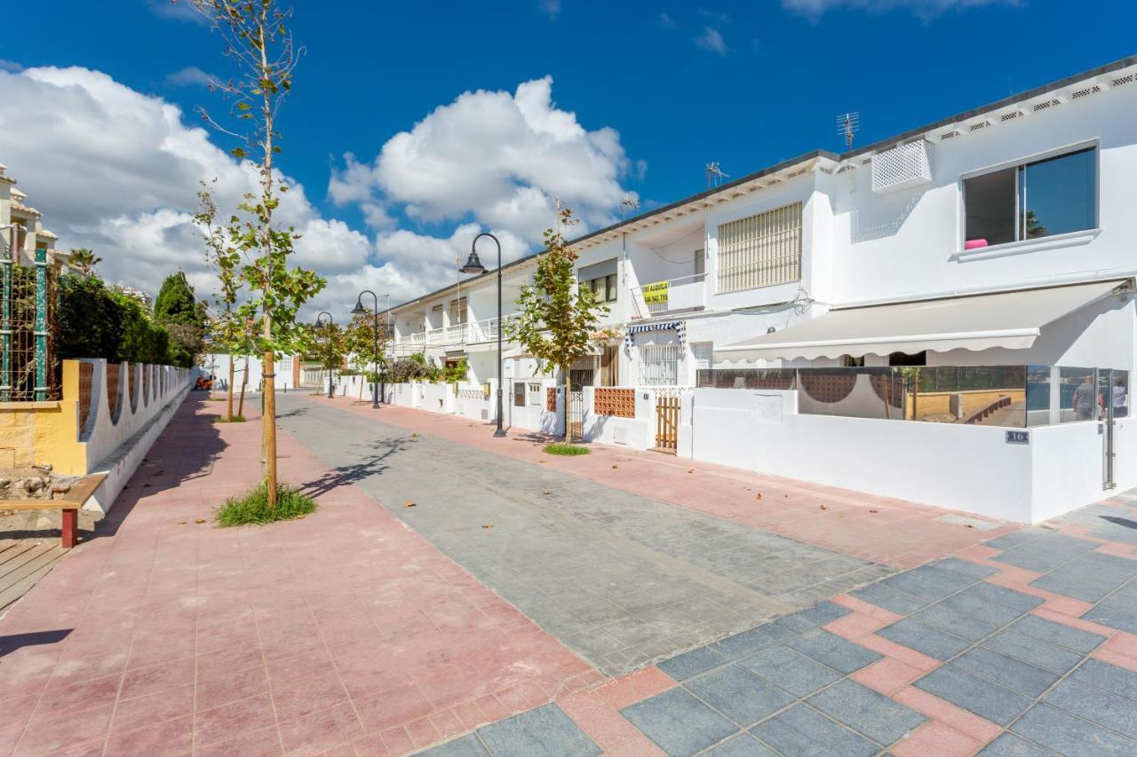 Lets In The Sun La Cala Beachside Townhouse Holiday home