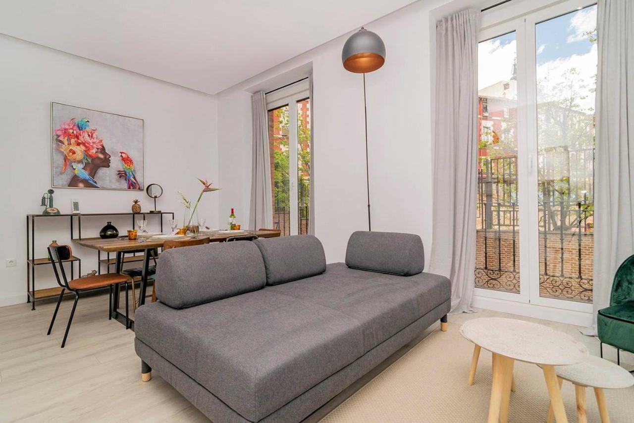 With Balconies In La Latina By Batuecas Apartamento