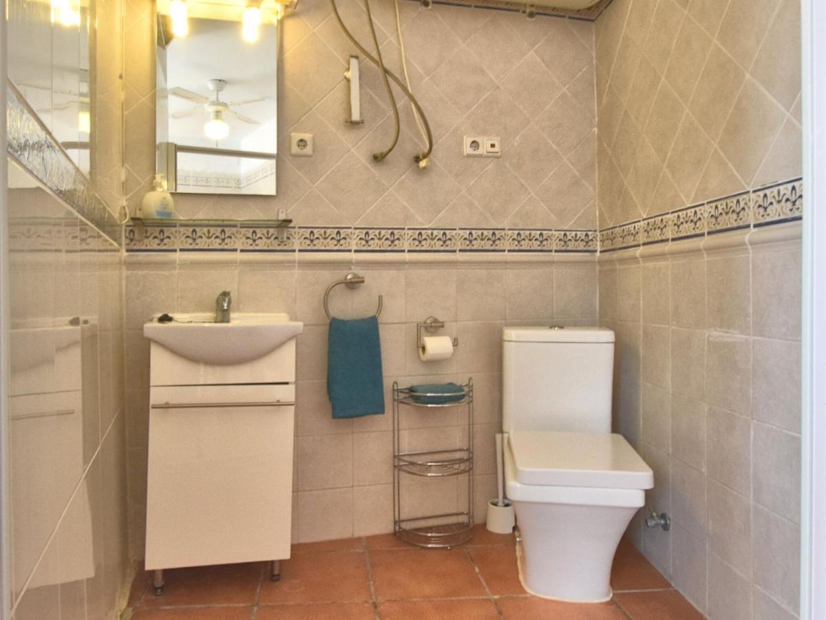 Homely In Benalm Dena With Private Pool Villa Benalmádena