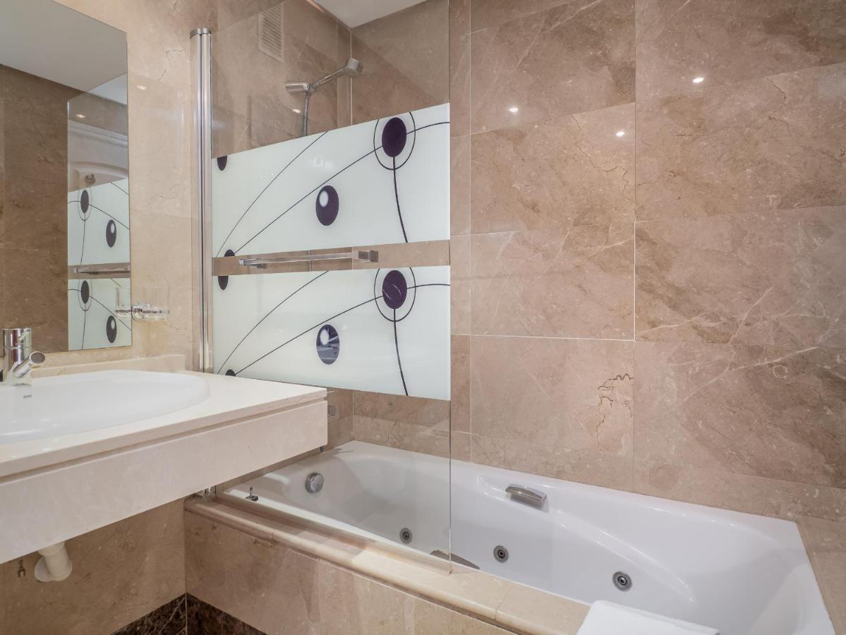 2290-apt With Terrace Sea View And Pools Apartamento