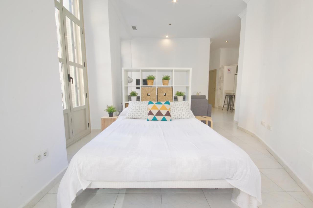 Malagaurbanrooms - City View