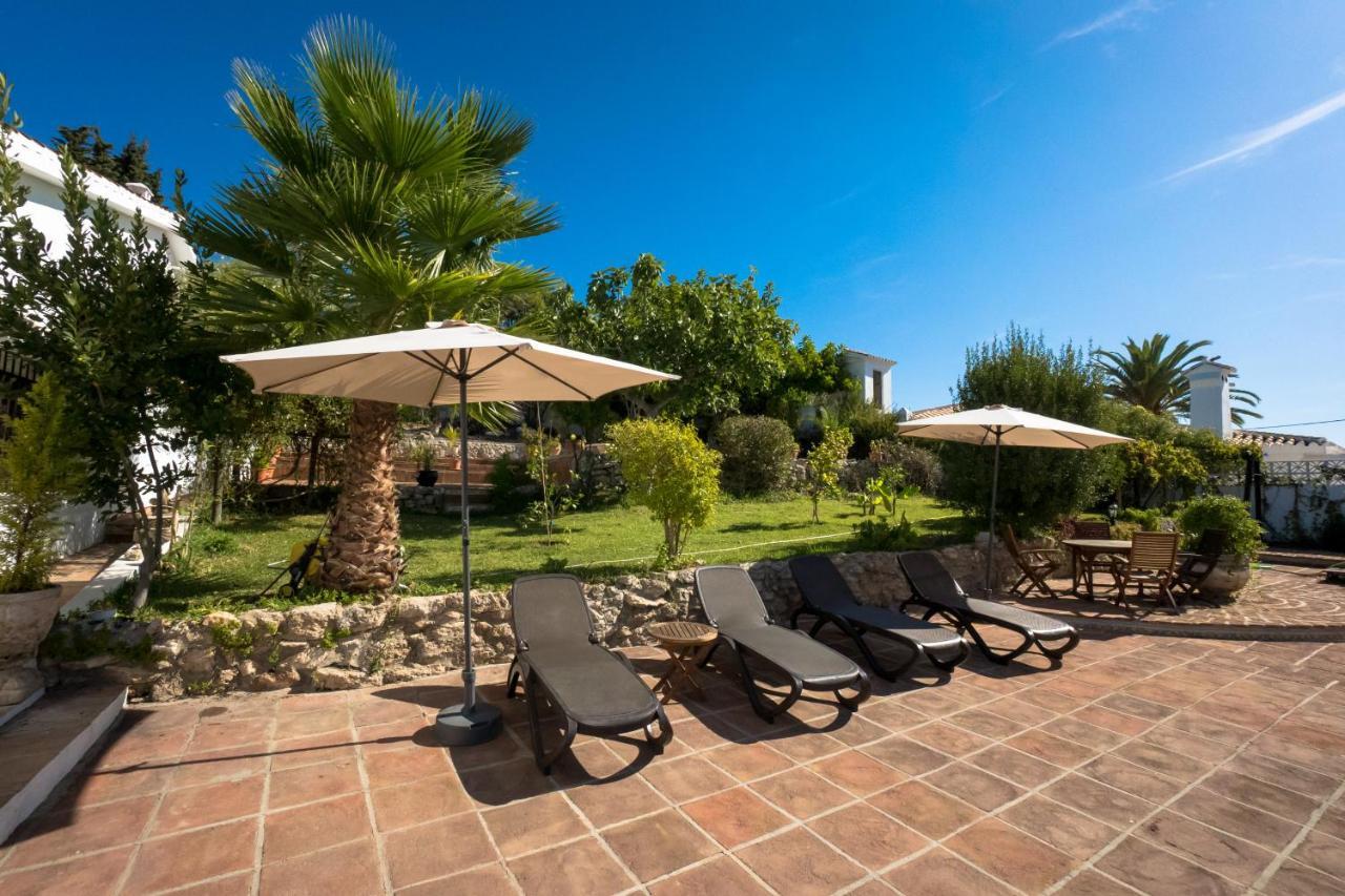 Private Heated Pool, Jacuzzi & 1225m2 Garden In Cipreses