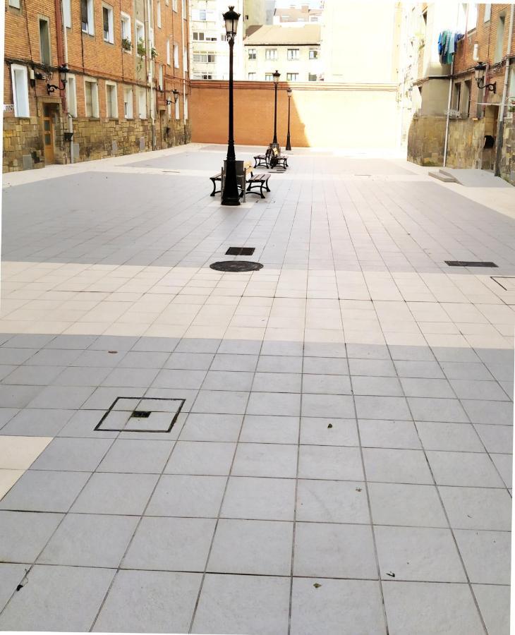 Homelunead En Centro Al Lado De La Playa Apartamento *