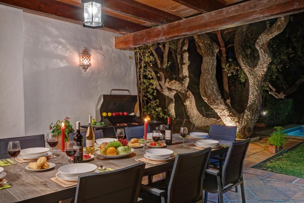 With Private Pool And Garden In Villa