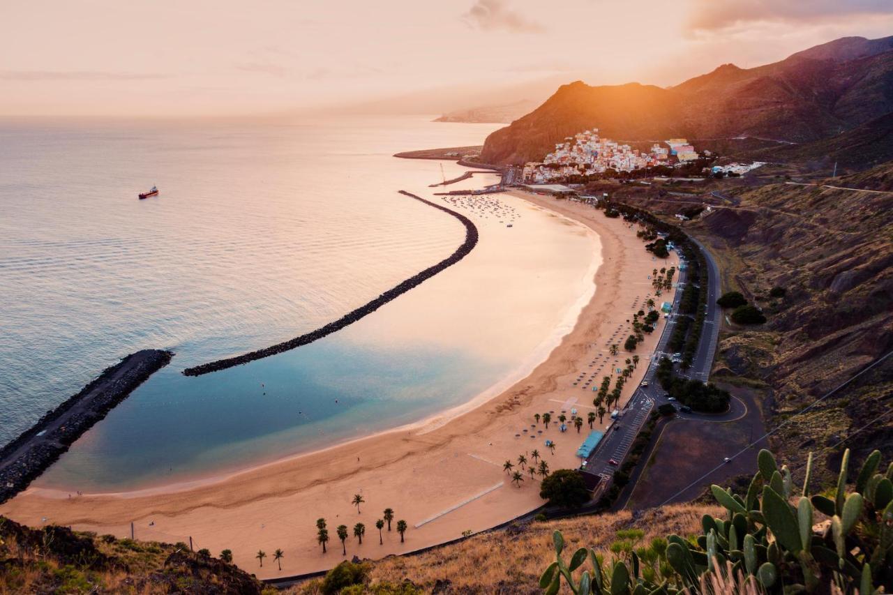 Large Terrace Apt Balcon Los Gigantes by DreamHomesTenerife * Puerto de Santiago (Tenerife)