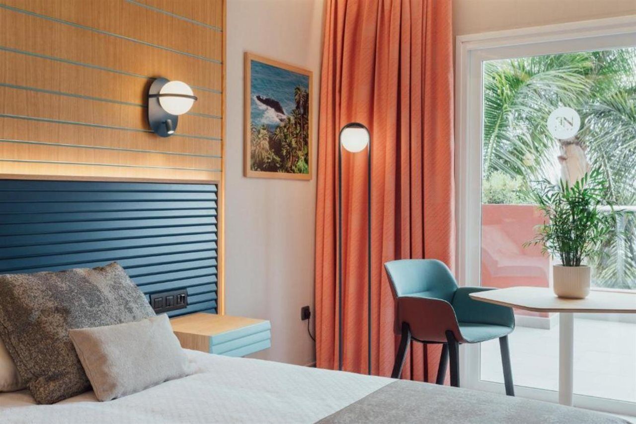 Adrián Roca Nivaria Hotel Costa Adeje (Tenerife)