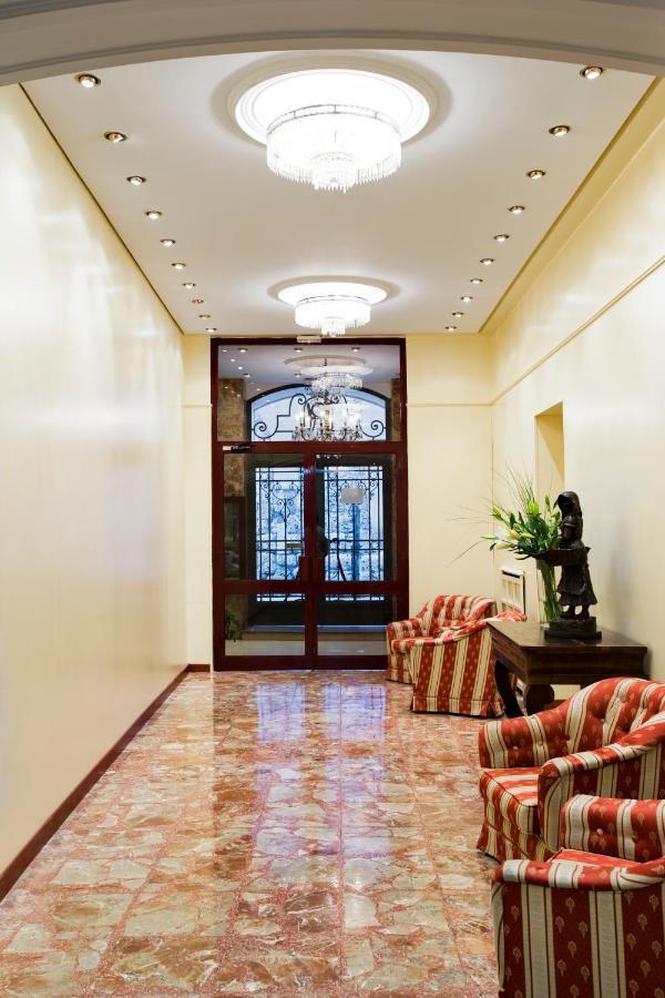 Hotel Roma